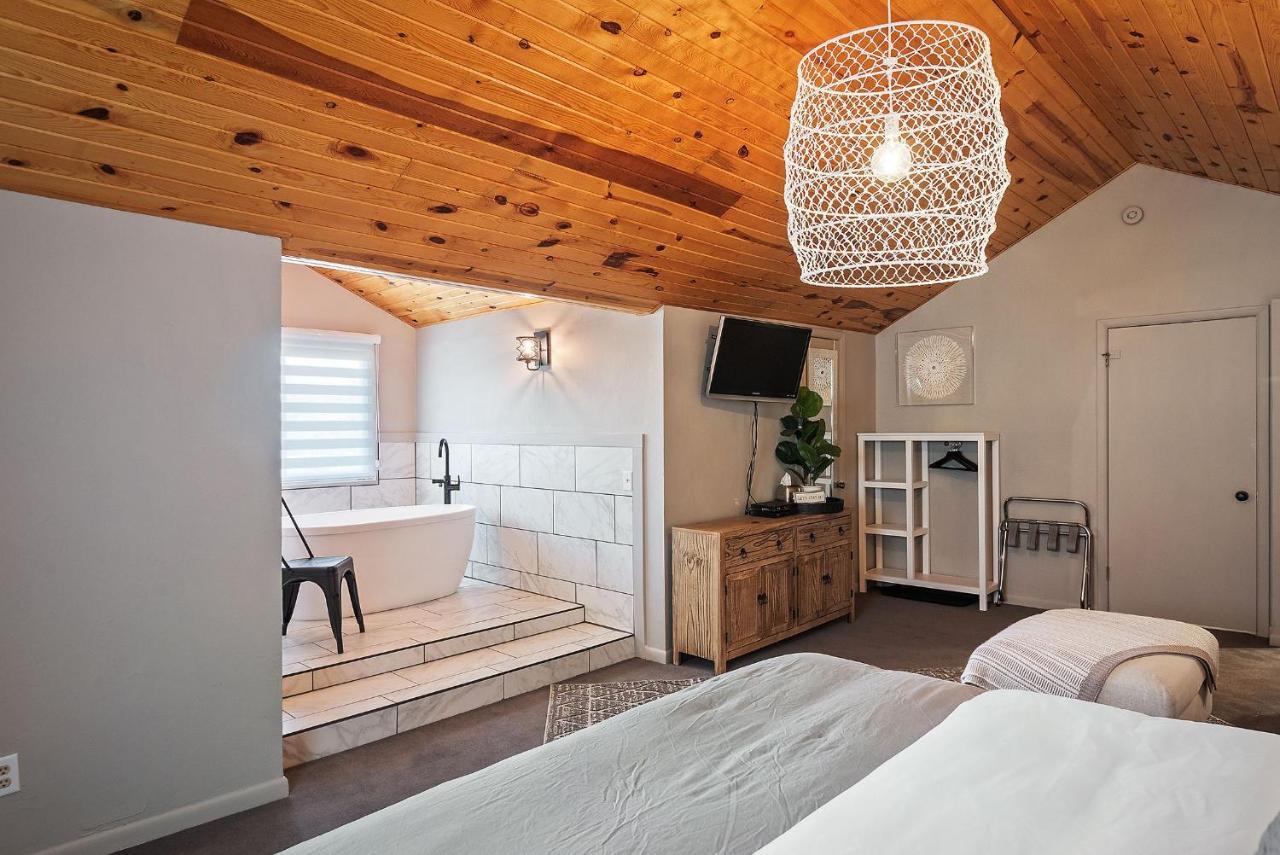 Black Forest Inn Bed & Breakfast Rapid City Esterno foto