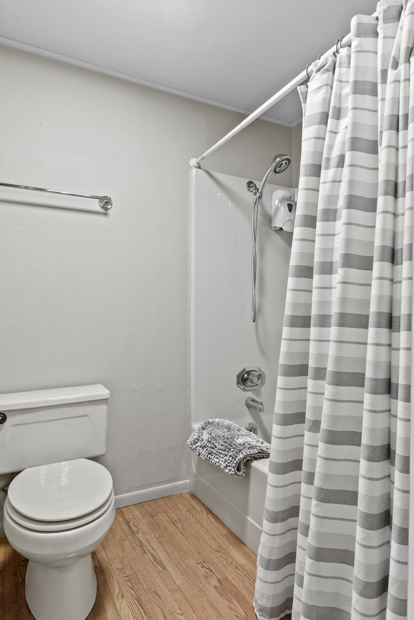 Black Forest Inn Bed & Breakfast Rapid City Esterno foto