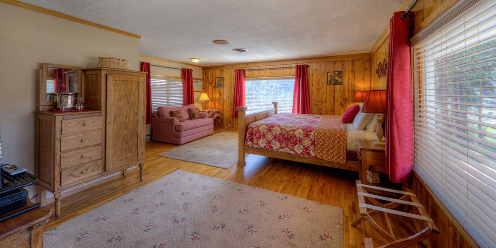 Black Forest Inn Bed & Breakfast Rapid City Esterno foto